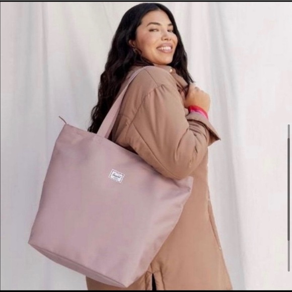 NWT Herschel Supply Co. Mica Tote Bag in Ash Rose One Size - Picture 6 of 12